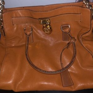 Michael kors purse